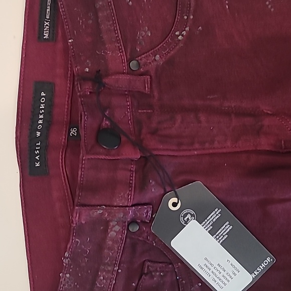 NWT Kasil Wine Colored Coated Print Jeans - Picture 4 of 5